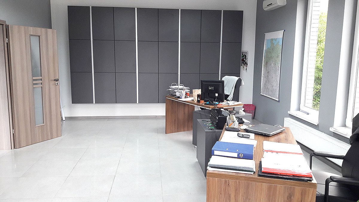 BLAU okna i drzwi – salon wewnętrzny